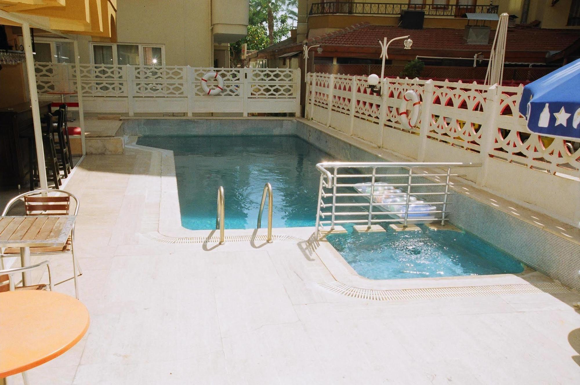 Kleopatra Develi Hotel Alanya Exteriér fotografie